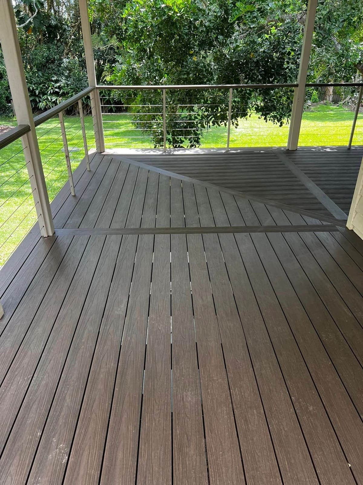 EkoDeck boardwalk and entertainer's deck — photograph 6