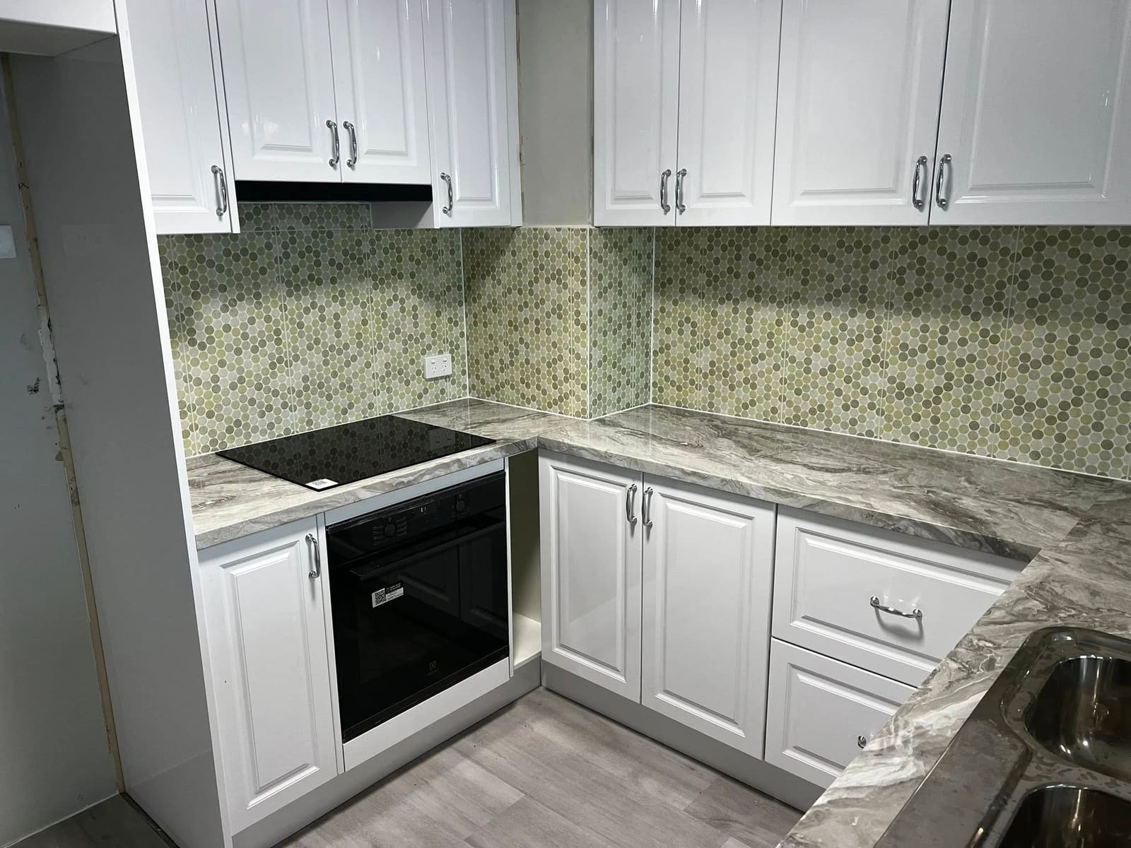 Full kitchen replacement — photograph 5
