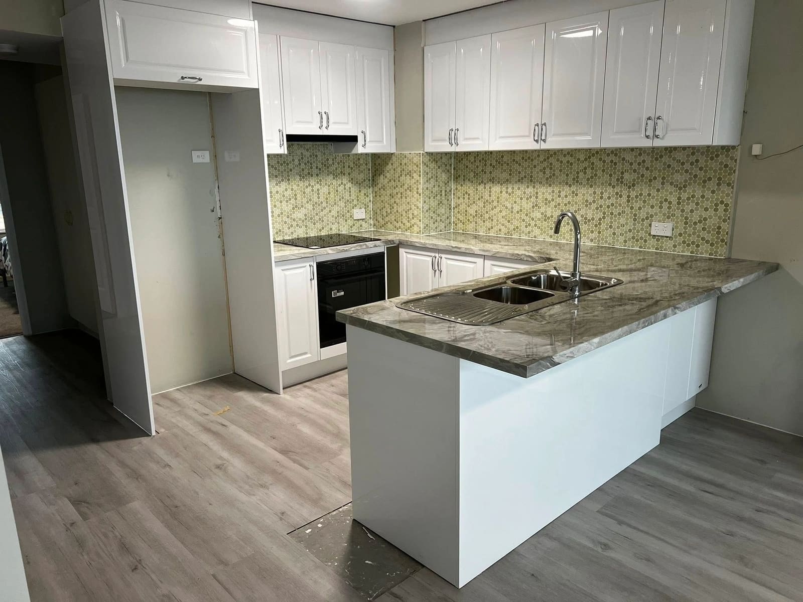 Full kitchen replacement — photograph 3