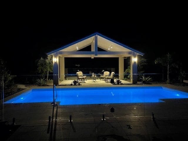 Pool pavilion with insulated Stratco roof