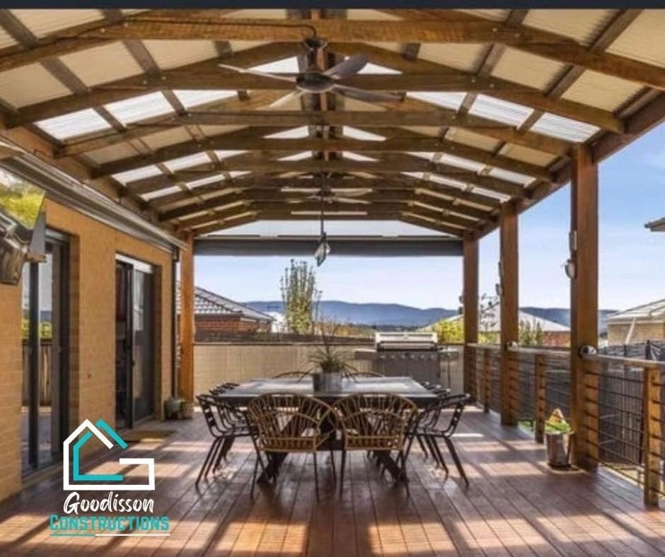 Recycled timber deck with reo bar balustrade