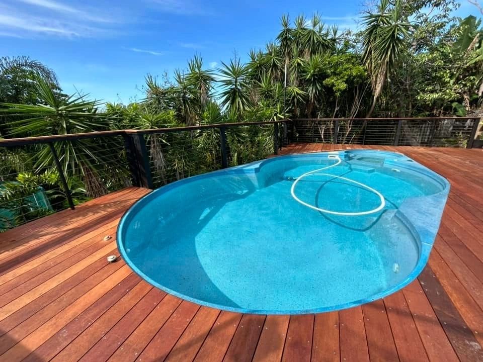 Merbau pool deck — photograph 2
