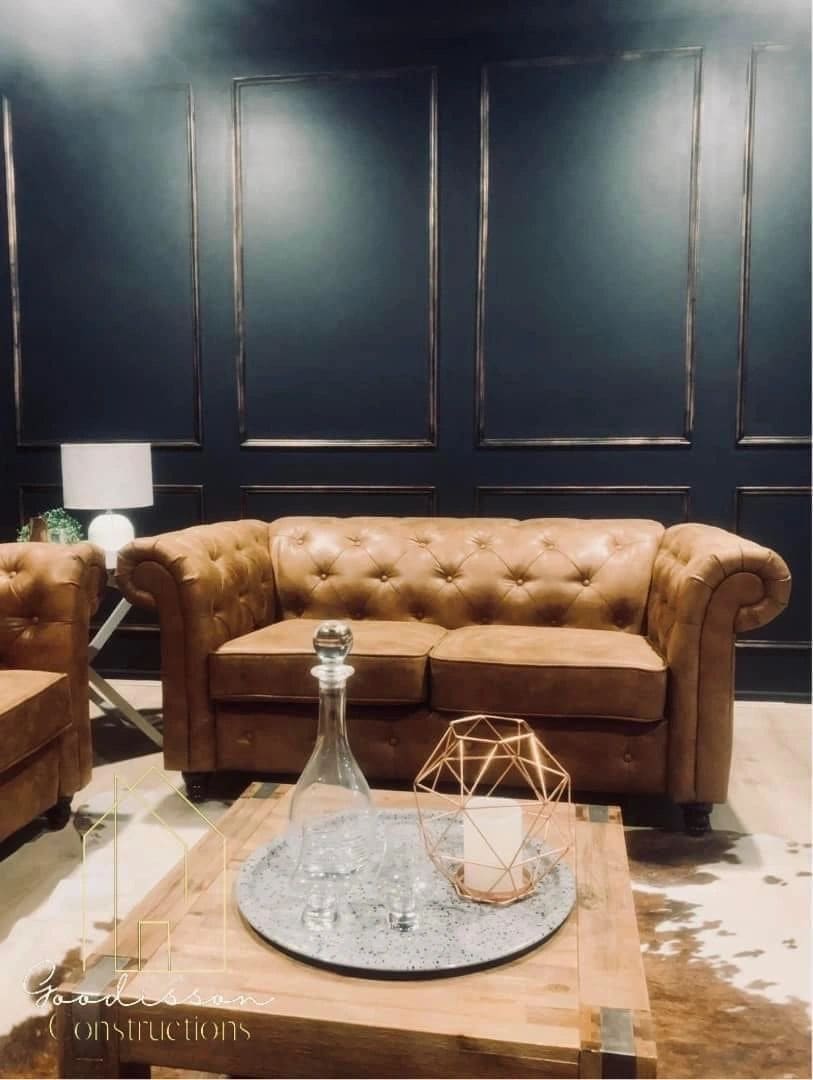 Wainscoting in a moody sitting room — photograph 2